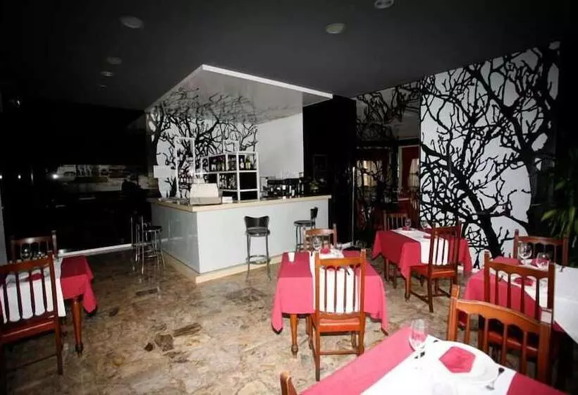 Отель Alda Camiño Inglés