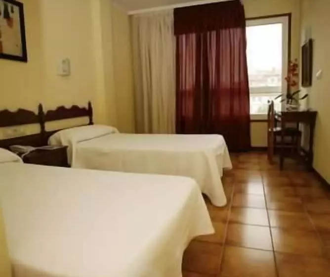 Отель Alda Camiño Inglés