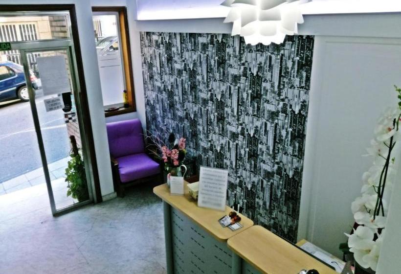 ホテル Hostal La Paz