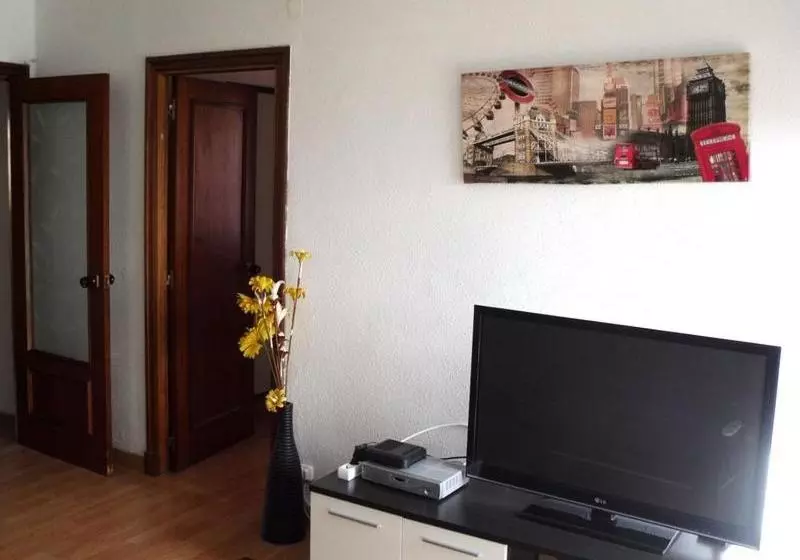 Hotelli Hostal Mimosa