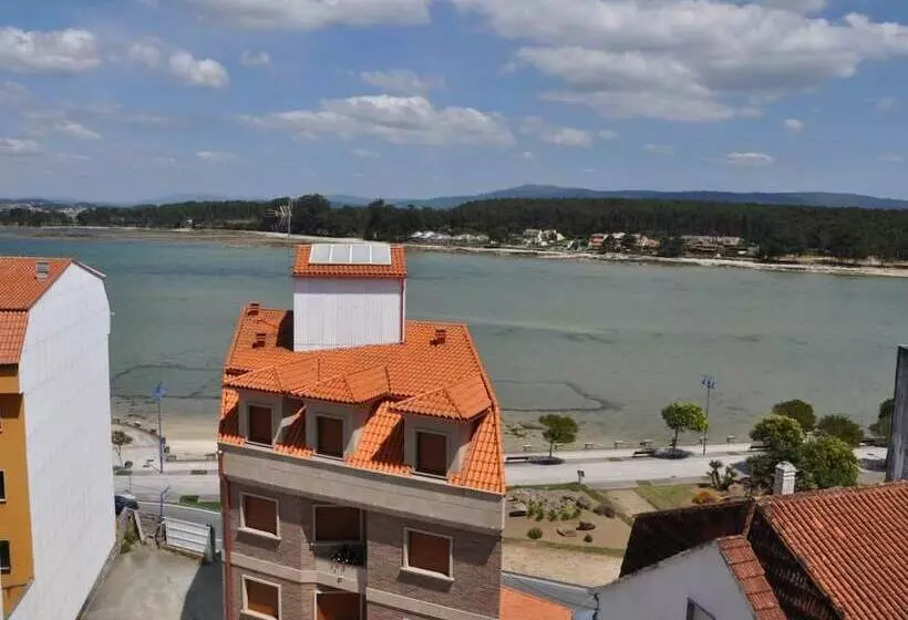 בית מלון כפרי Hostal Mourelos