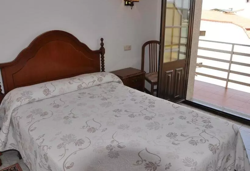 בית מלון כפרי Hostal Mourelos