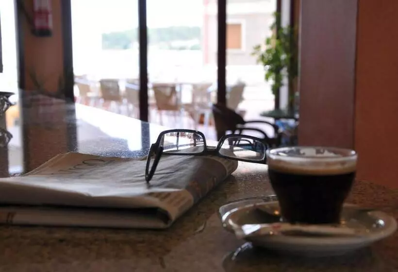 בית מלון כפרי Hostal Mourelos