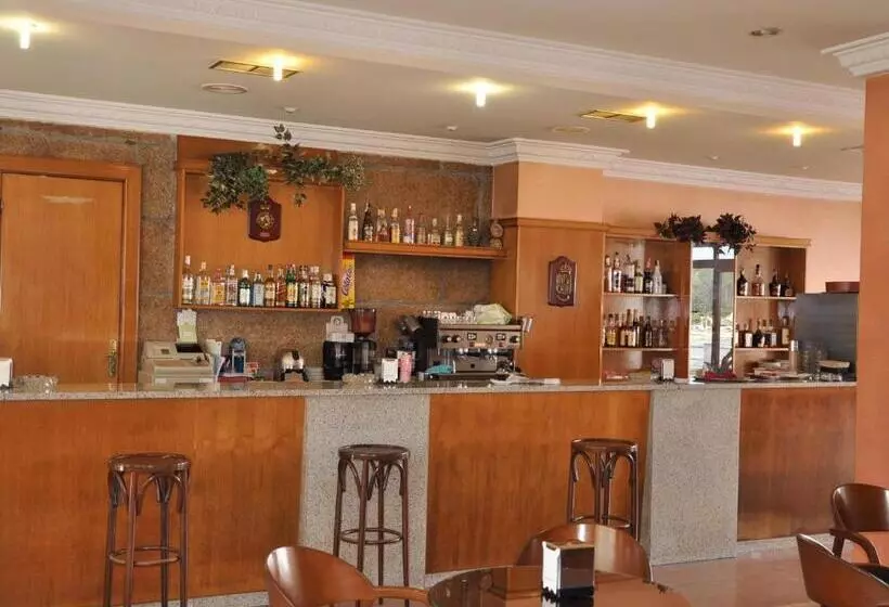 בית מלון כפרי Hostal Mourelos