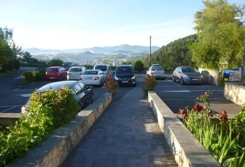 בית מלון כפרי Leku Eder