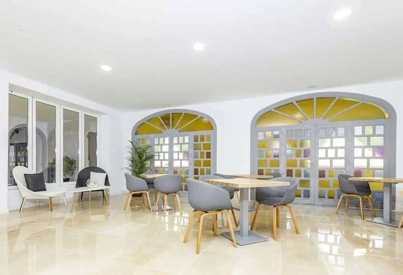 בית מלון כפרי Rey Carlos