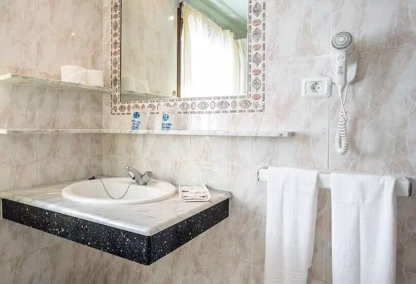 בית מלון כפרי Rey Carlos