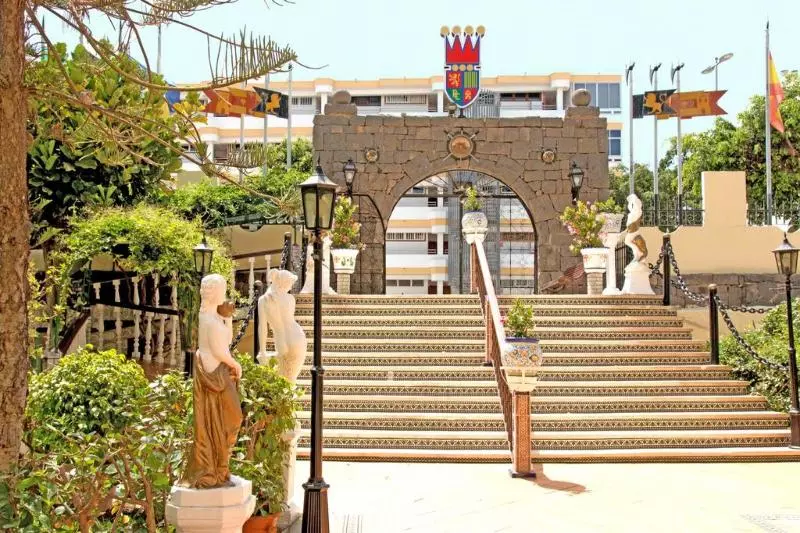 בית מלון כפרי Rey Carlos