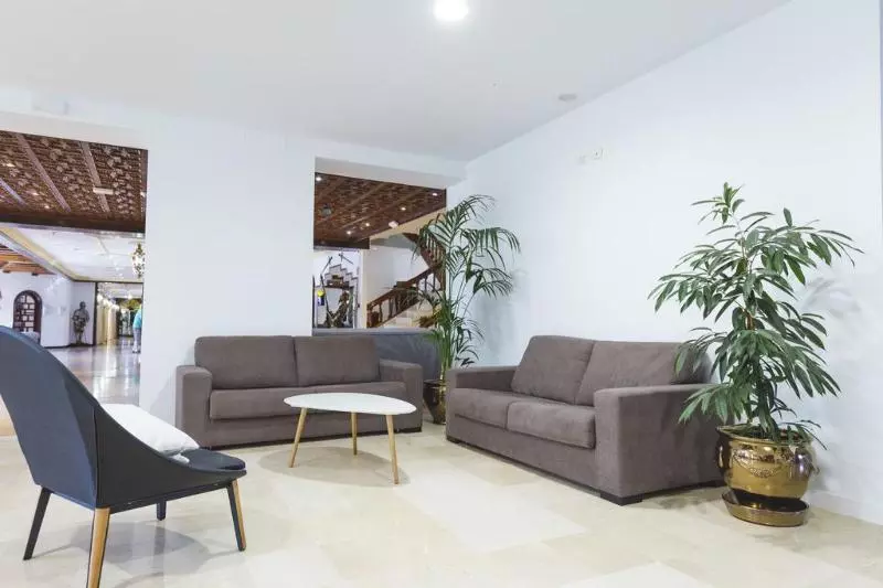 בית מלון כפרי Rey Carlos