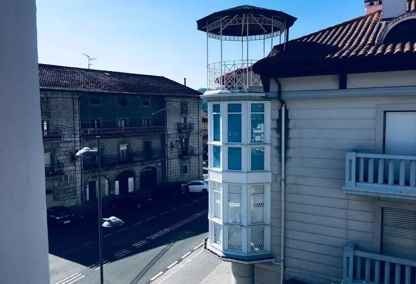 ホテル Río Asón