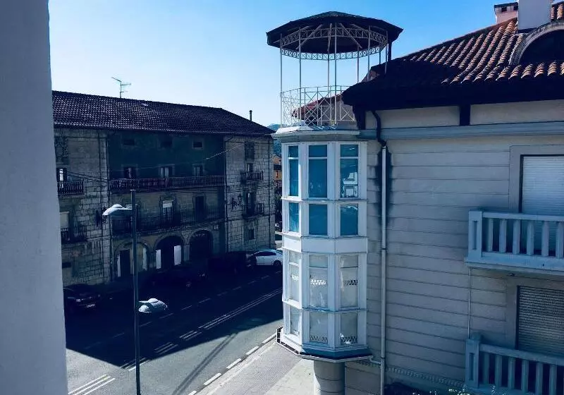 ホテル Río Asón