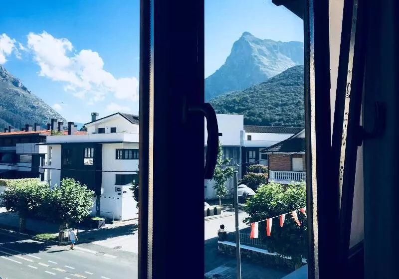 ホテル Río Asón