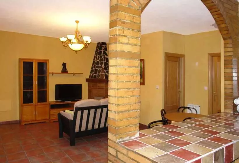 هتل Rural La Villa Don Quijote