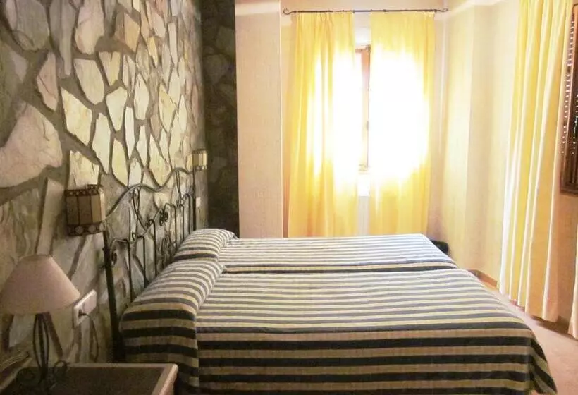 هتل Rural La Villa Don Quijote