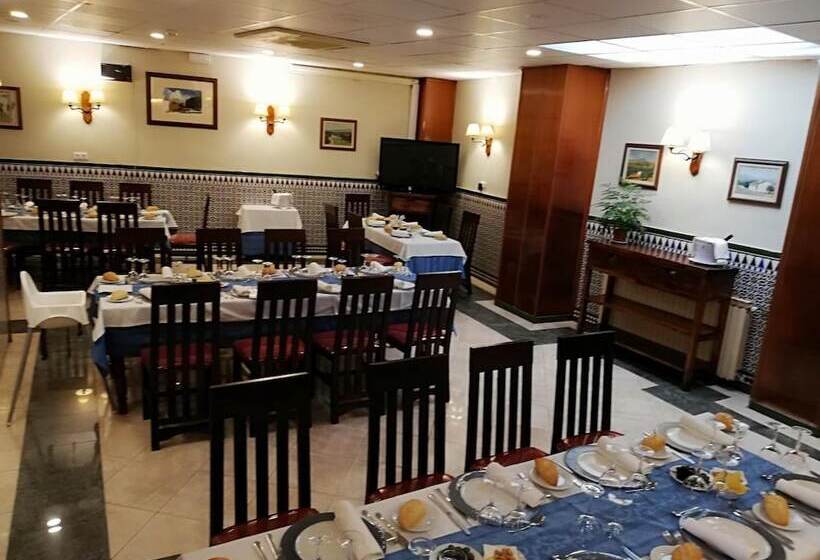 مسافرخانه Hosteria De Rafi