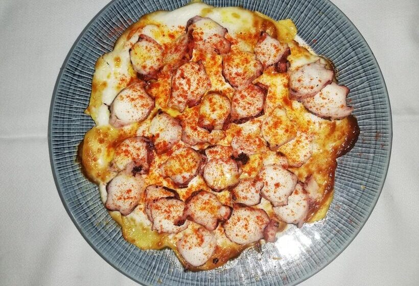 مسافرخانه Hosteria De Rafi