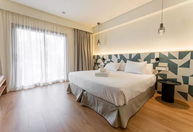 Хостел Santanyi Port