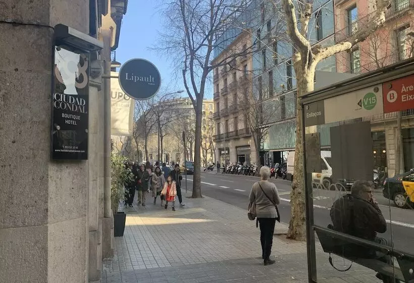 Hotelli Ciudad Condal Hostal   Paseo De Gracia