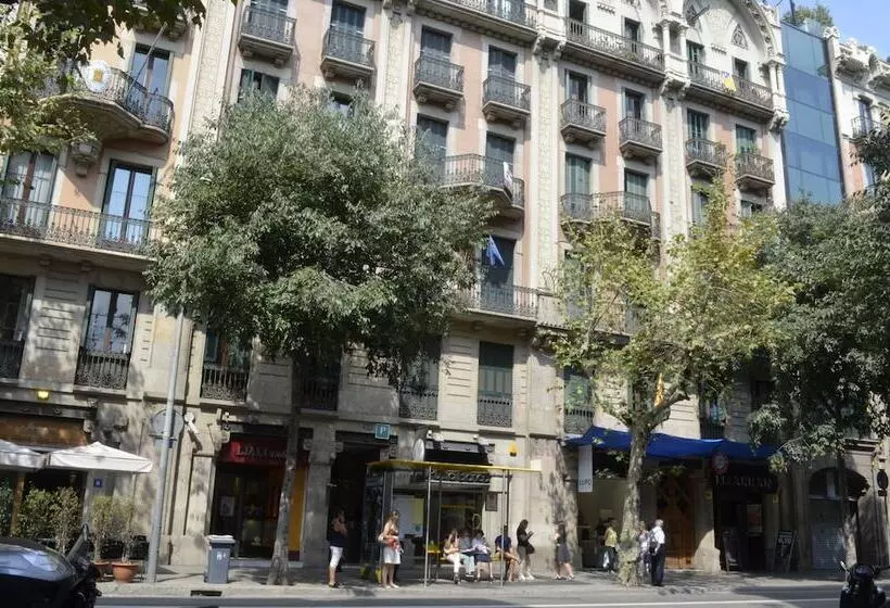Hotelli Ciudad Condal Hostal   Paseo De Gracia