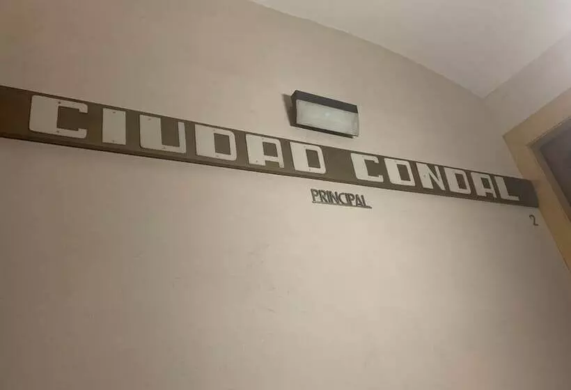 Hotelli Ciudad Condal Hostal   Paseo De Gracia