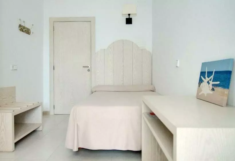 בית מלון כפרי Hostal Capri