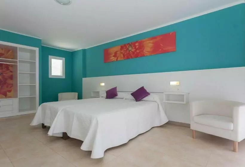 호텔 Hostal Costa Blanca