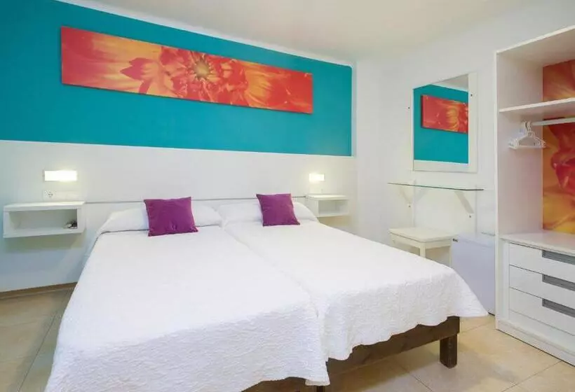 호텔 Hostal Costa Blanca