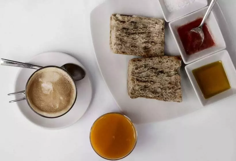 فندق Hostal Crisol