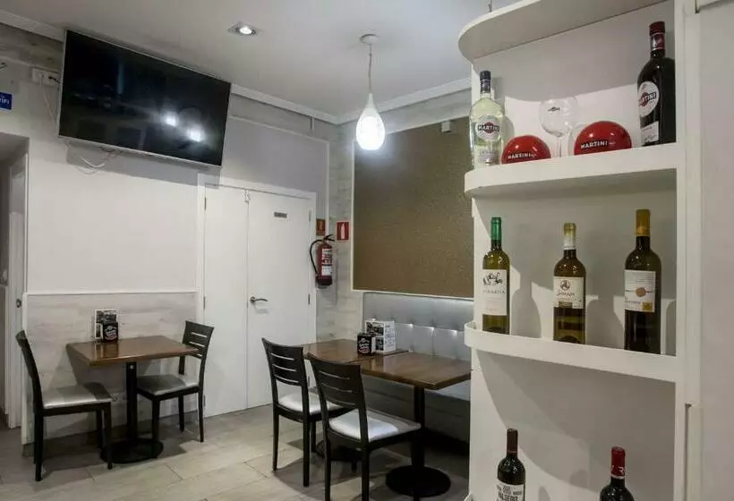 فندق Hostal Crisol