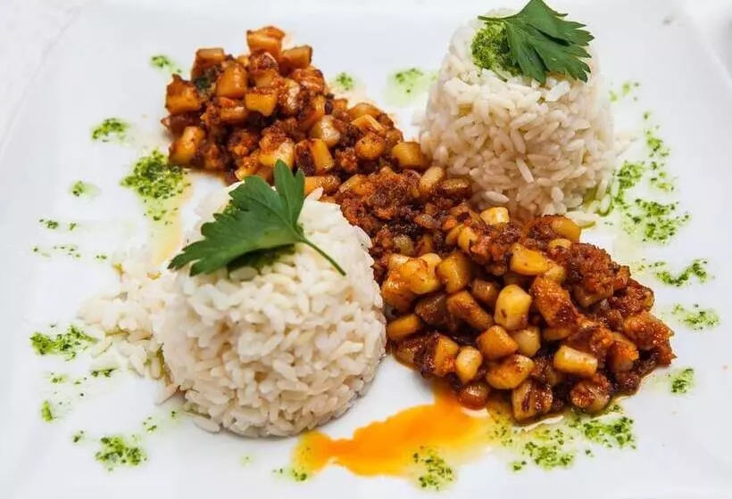 Отель Hostal Doris   Adults Only