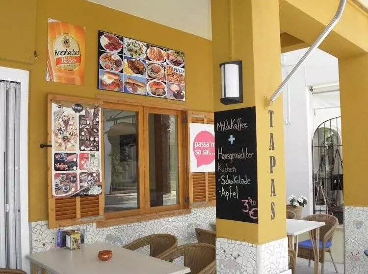 Отель Hostal Doris   Adults Only