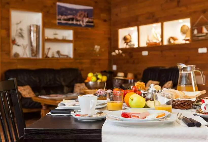 Отель Hostal Doris   Adults Only