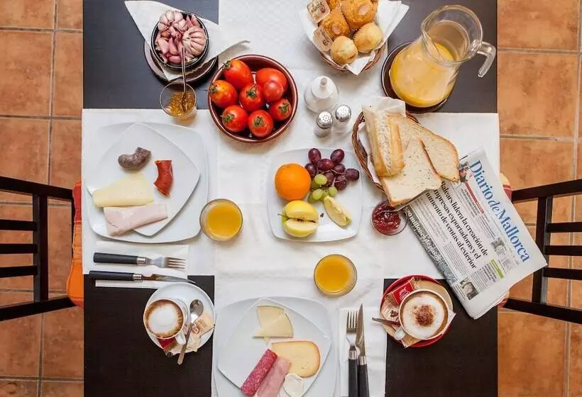 Отель Hostal Doris   Adults Only