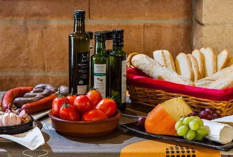 Отель Hostal Doris   Adults Only