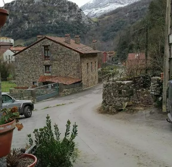 Отель Pensión Casa Corro