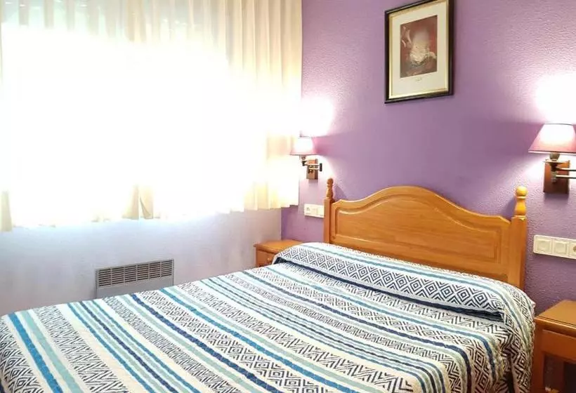 Hotel Pensión El Camarote