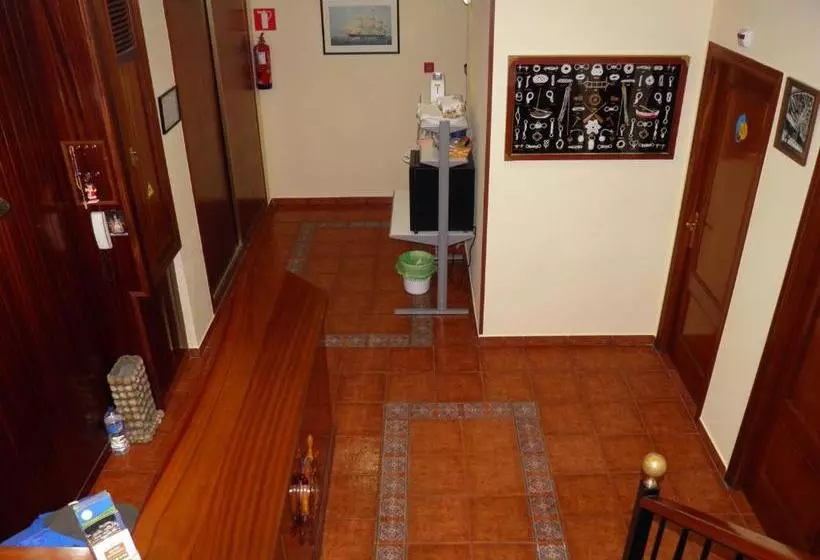 Hotel Pensión El Camarote