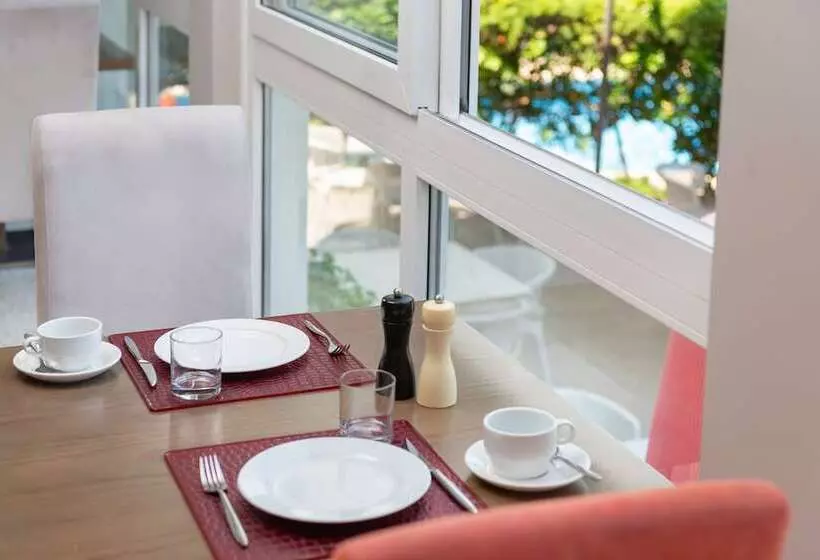 ホテル Playas del Rey