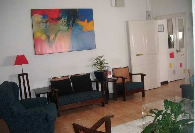 Gay Hostal Puerta Del Sol Madrid