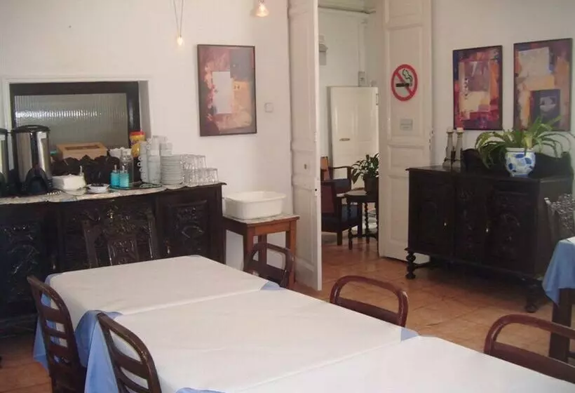 Gay Hostal Puerta Del Sol Madrid