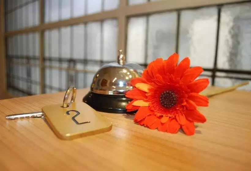 Hostal Avenida