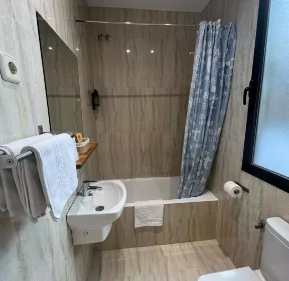 Hostal Avenida