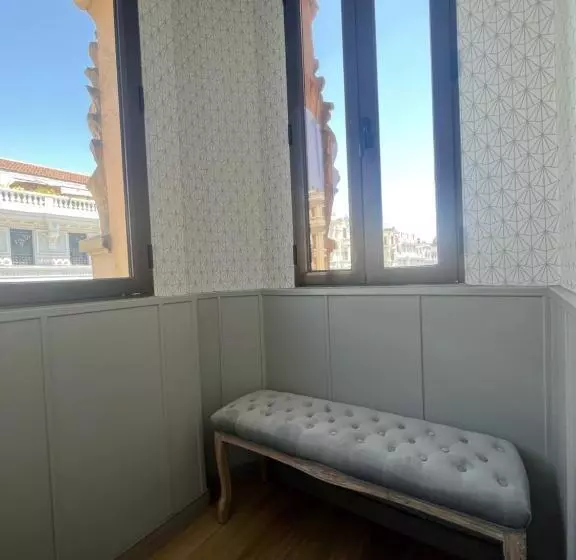 Hostal Avenida