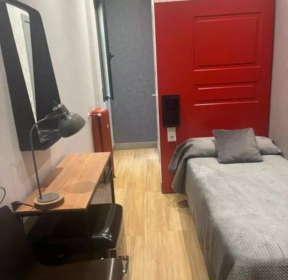 Hostal Avenida