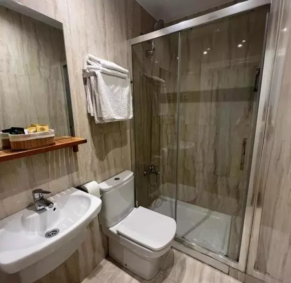 Hostal Avenida