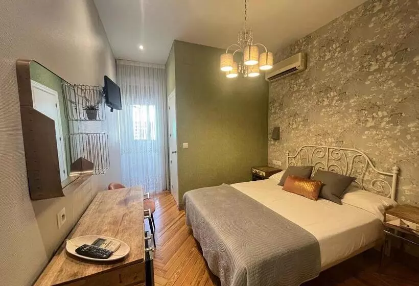 Hostal Avenida