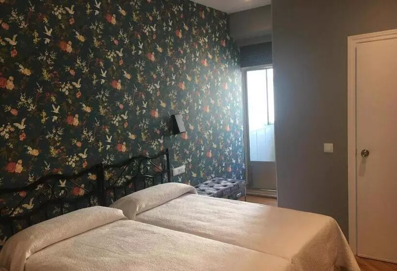 Hostal Avenida