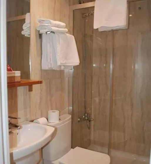 Hostal Avenida