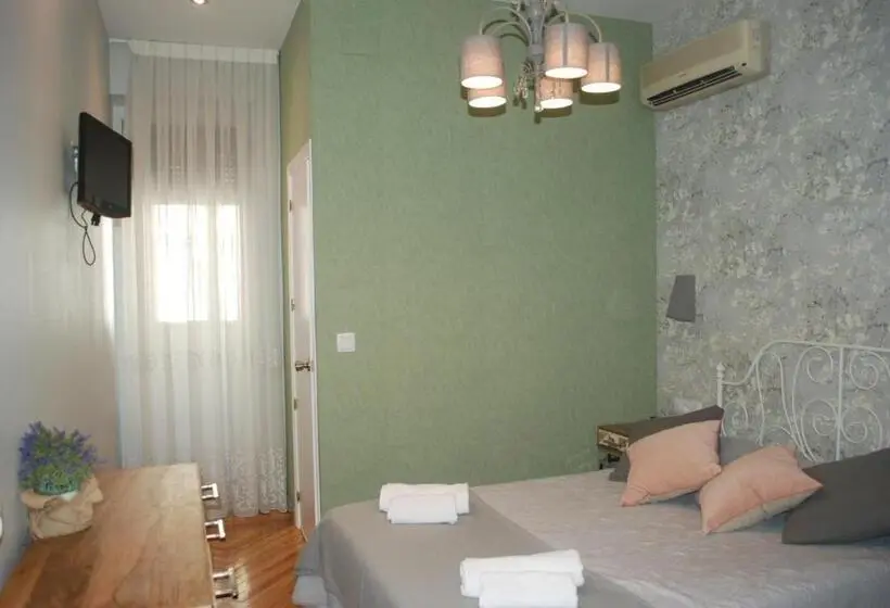 Hostal Avenida