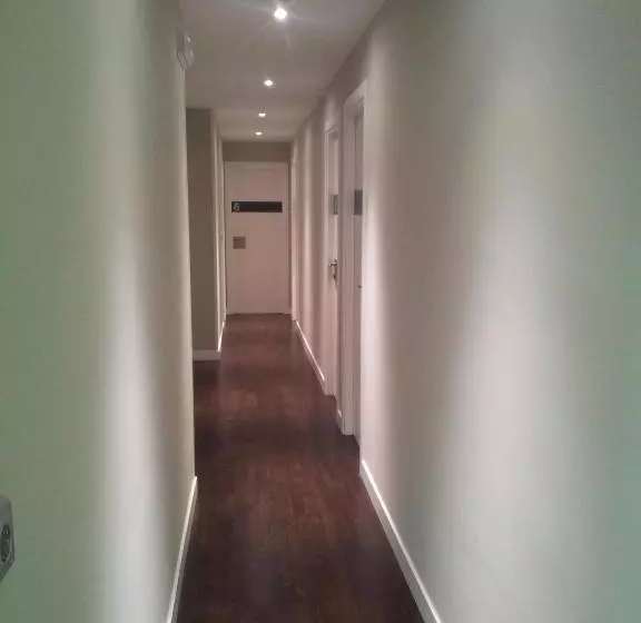 ホテル Hostal Ameztia